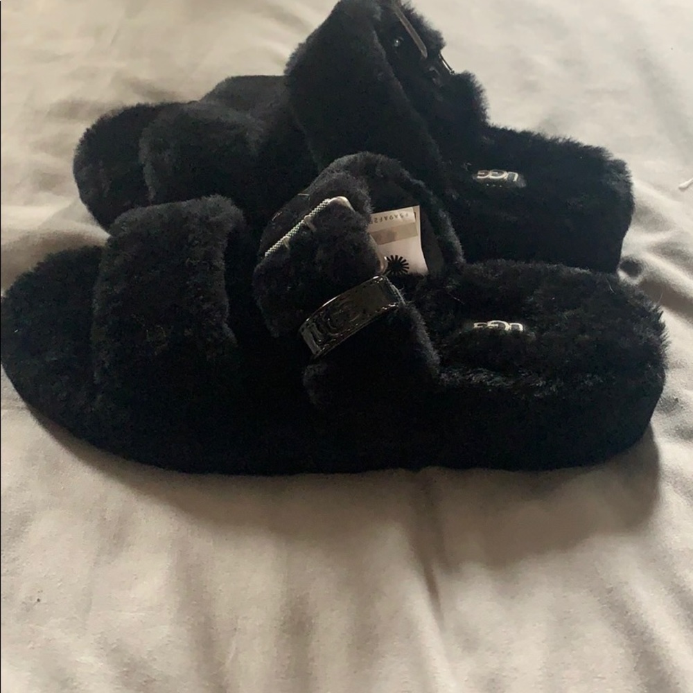 Ugg Black Slippers Size 10 Brand New With Out Tags